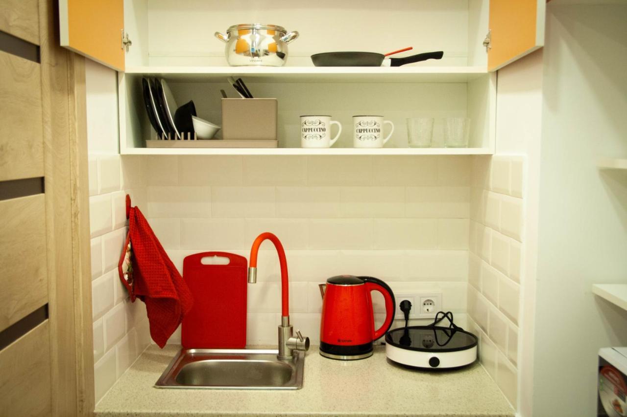 Світло Цілодобово Apartments In The City Center Lviv Eksteriør billede