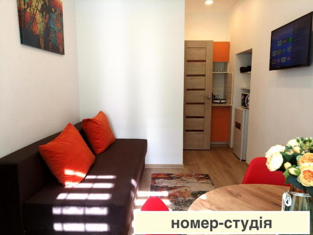 Світло Цілодобово Apartments In The City Center Lviv Eksteriør billede