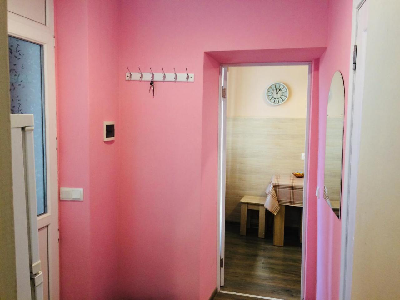 Світло Цілодобово Apartments In The City Center Lviv Eksteriør billede