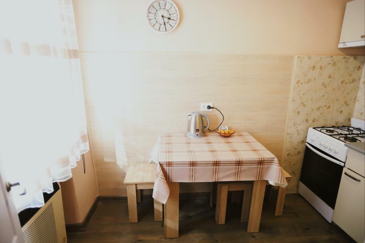 Світло Цілодобово Apartments In The City Center Lviv Eksteriør billede
