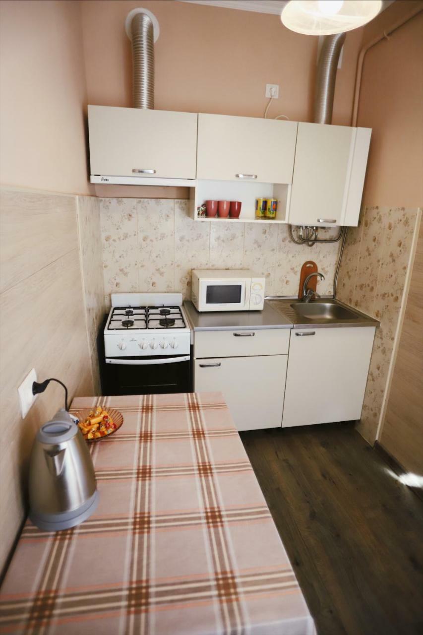 Світло Цілодобово Apartments In The City Center Lviv Eksteriør billede